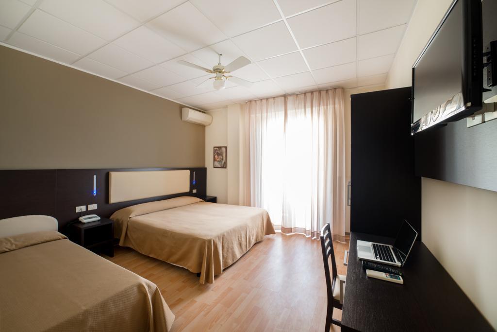 Hotel Belsoggiorno Cattolica Room photo